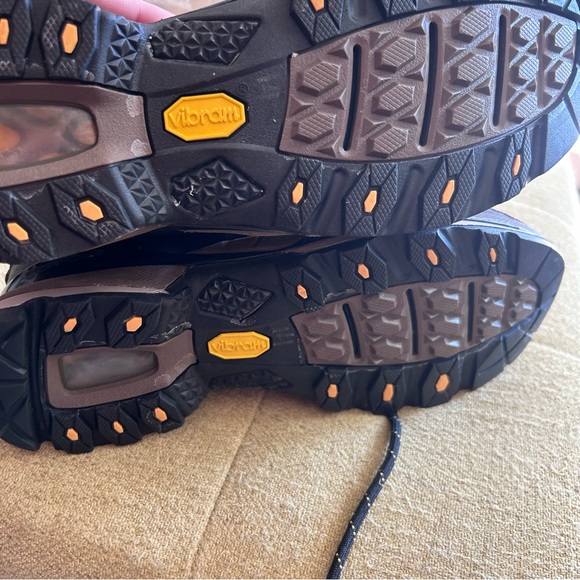 ❤️SALE❤️ The North Face Men Waterproof Hiking Shoes Vibram Gore-Tex US 7 EU 39 - Picture 8 of 9